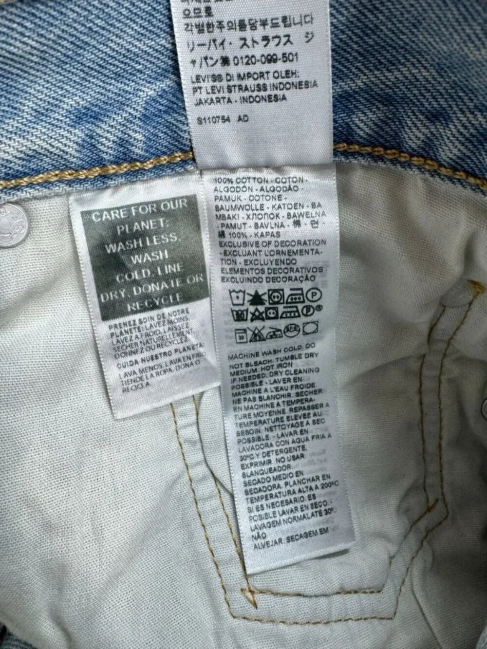 Levis 501 XX Jeans Mens 32x30 Blue Light Wash Button Fly Straight Leg Distressed